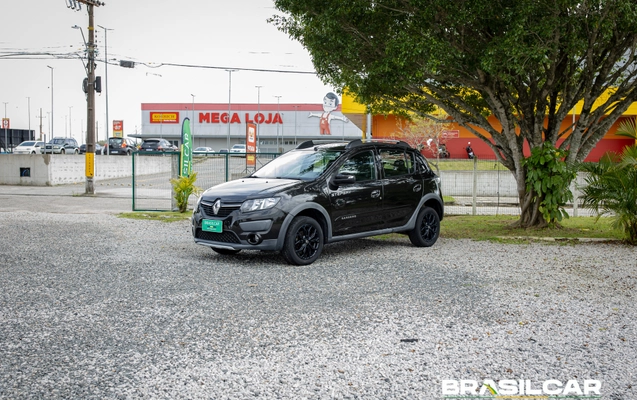 imagem-https://www.socarrao.com.br/sc-vehicle-images-prod/4274362/1791137384556-003_29ffa0c33e0d30a902470ce176c63bab.jpg