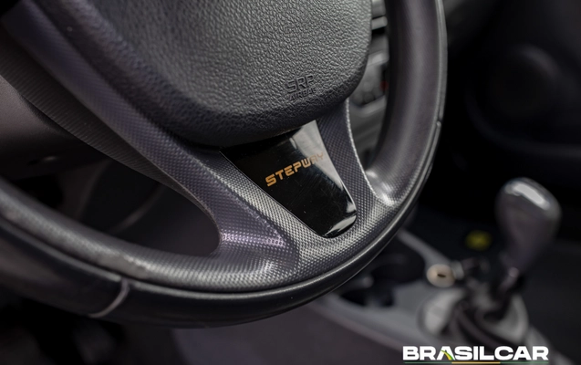 imagem-https://www.socarrao.com.br/sc-vehicle-images-prod/4274362/1791137384572-003_eac3f1e53afea1d2278507ad46482b43.jpg