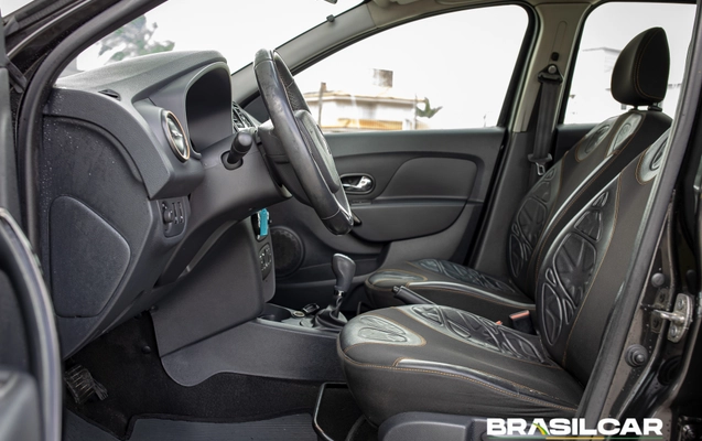 imagem-https://www.socarrao.com.br/sc-vehicle-images-prod/4274362/1791137384581-003_f18b70d876558683be377665facbb92e.jpg