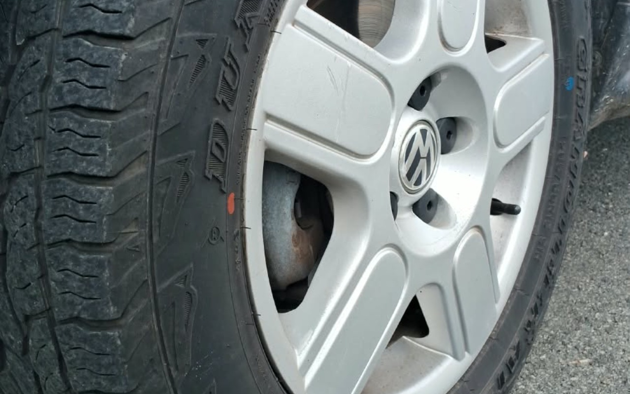 imagem-https://www.socarrao.com.br/sc-vehicle-images-prod/4274363/1791220391035-V2hhdHNBcHAgSW1hZ2UgMjAyNi0xMC0wNSBhdCAxMy41My40OC5qcGVn.jpeg