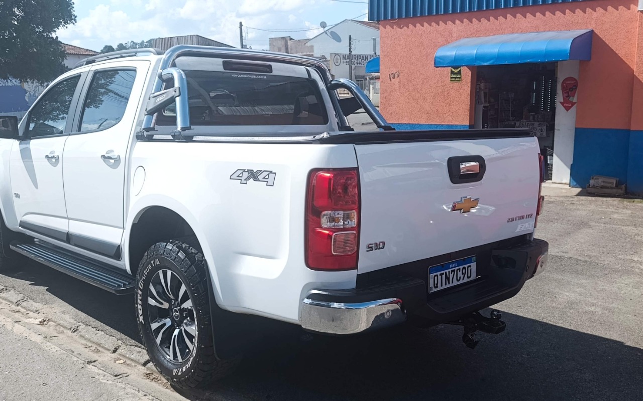 imagem-https://www.socarrao.com.br/sc-vehicle-images-prod/4274392/1791143992687-SU1HXzIwMjYwMzI1XzE1MDExMC5qcGc.jpg