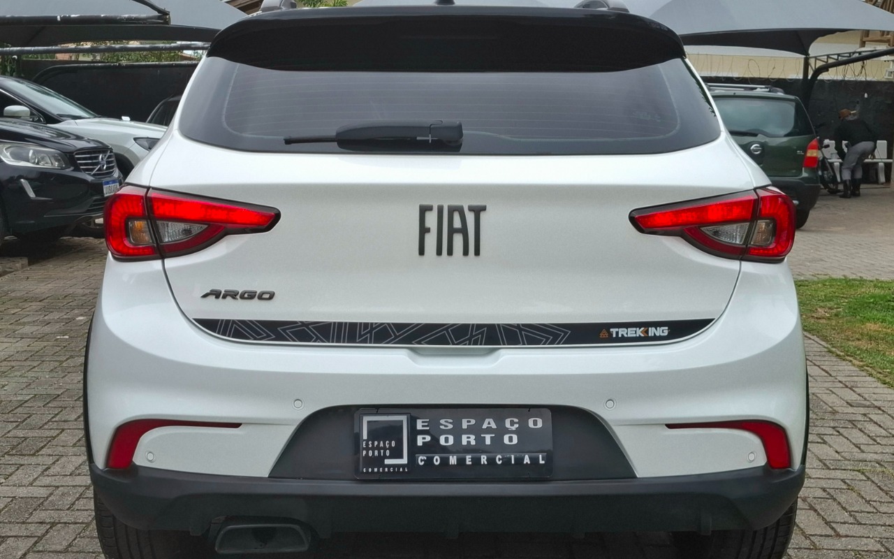 imagem-https://www.socarrao.com.br/sc-vehicle-images-prod/4274426/1791149471795-MjAyNjEwMDJfMTYwMTQxLmpwZy5qcGVn.jpeg
