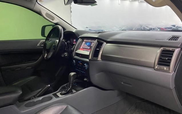 imagem-https://www.socarrao.com.br/sc-vehicle-images-prod/4274491/1791153327912-Zm90by0wOC5qcGc.jpg