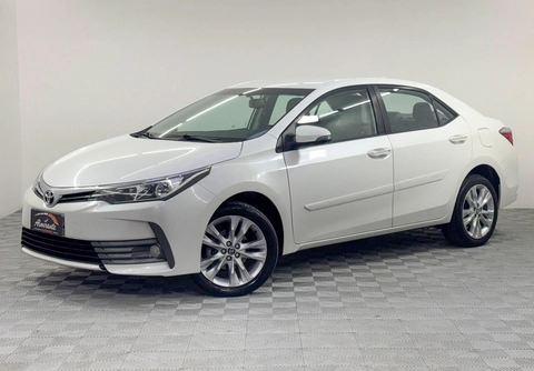 Toyota Corolla 2018 Branco — foto 1 de 3