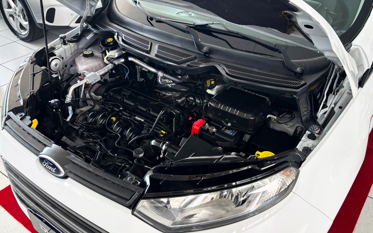 imagem-https://www.socarrao.com.br/sc-vehicle-images-prod/4274623/1791164028738-MDA0LmpwZw.jpg