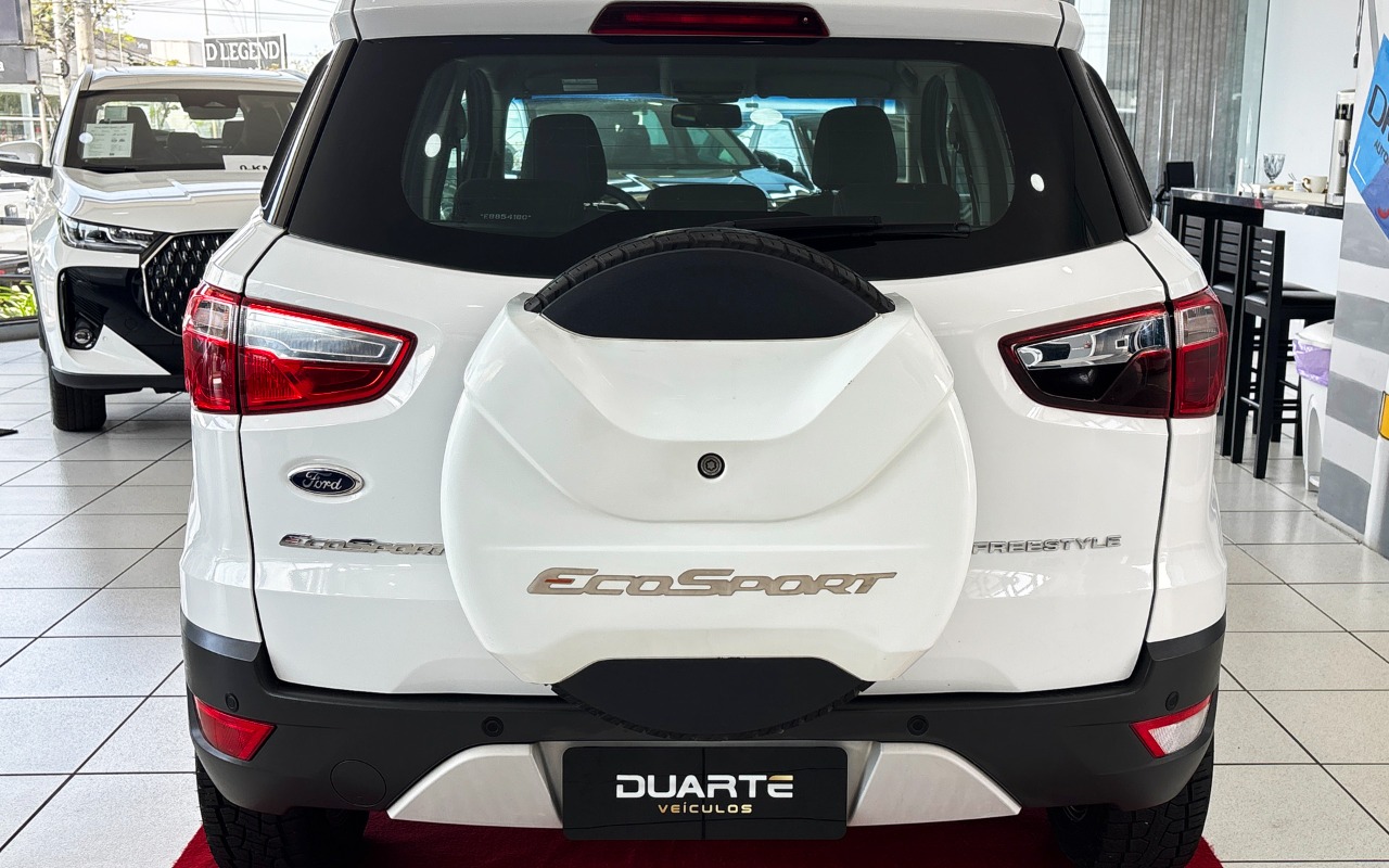 imagem-https://www.socarrao.com.br/sc-vehicle-images-prod/4274623/1791164028961-MDA3LmpwZw.jpg