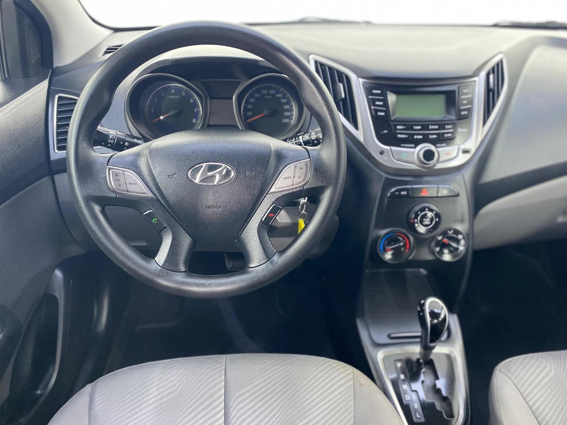 imagem-https://www.socarrao.com.br/sc-vehicle-images-prod/42748/1769988771751-6273027OR_1729970746_45_470.jpg