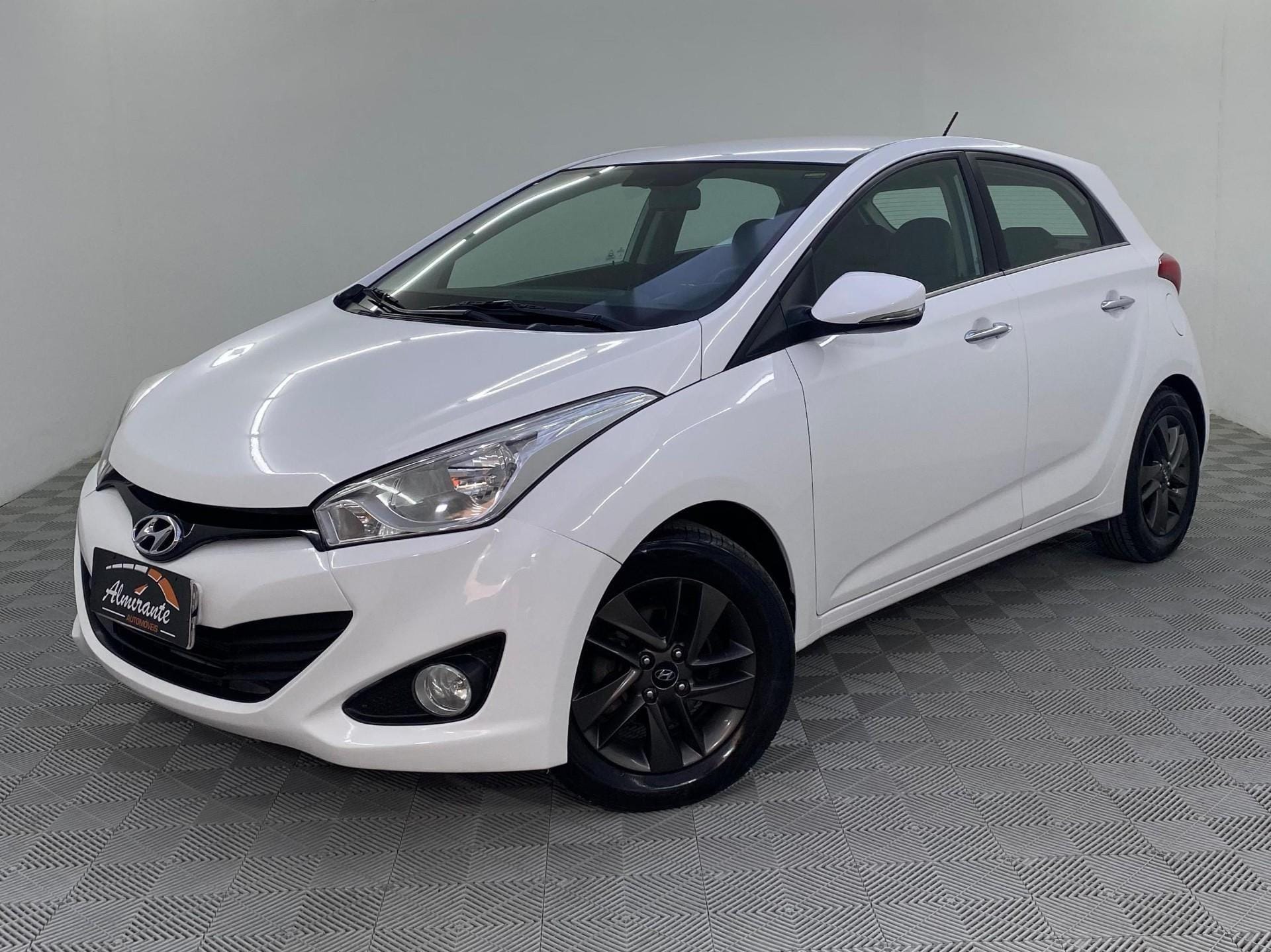 Hyundai HB20 2014 Branco — foto 1 de 3