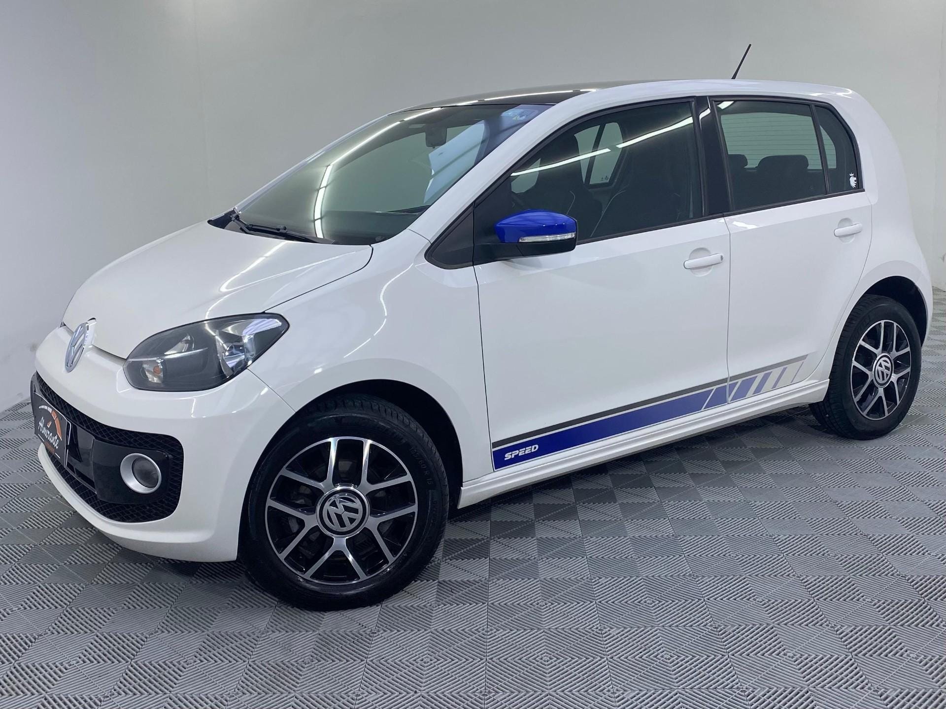 Volkswagen Up! SPEED 1.0 TSI T. Flex 12V 5p na cor Branco em Blumenau / SC - 42749