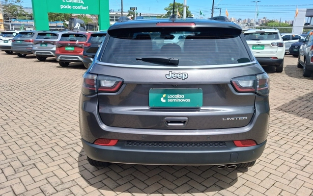 imagem-https://www.socarrao.com.br/sc-vehicle-images-prod/4274948/1791172955257-1_010139.jpg