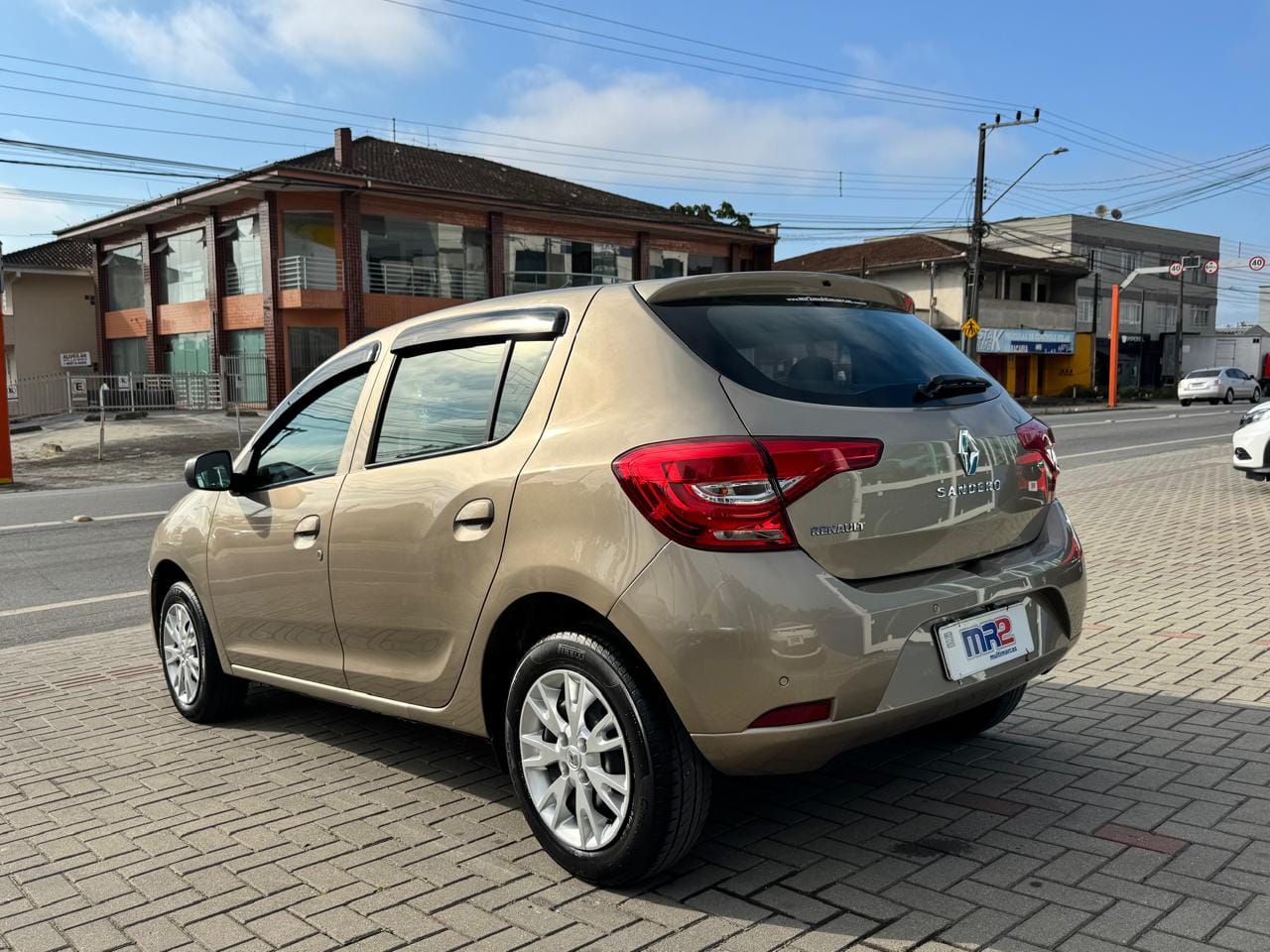 imagem-https://www.socarrao.com.br/sc-vehicle-images-prod/42774/1769988766543-6932087OR_1758370479_15_490.jpg