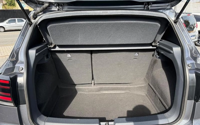 imagem-https://www.socarrao.com.br/sc-vehicle-images-prod/4277827/1791200596927-8251852_18_B_181022c2a6.jpeg