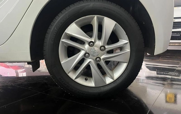 imagem-https://www.socarrao.com.br/sc-vehicle-images-prod/4277971/1791306295234-8540416_9_B_6c0ad0271e.jpeg