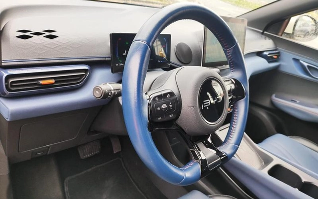imagem-https://www.socarrao.com.br/sc-vehicle-images-prod/4278032/1791468837057-8539303_8_B_9ce77aa2d7.jpeg