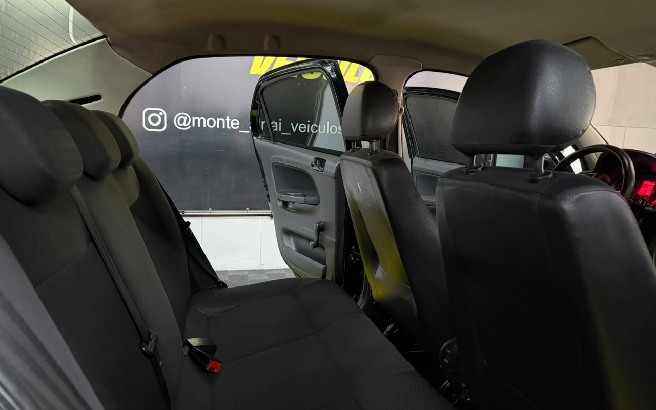 imagem-https://www.socarrao.com.br/sc-vehicle-images-prod/4278075/1791202245994-V2hhdHNBcHAgSW1hZ2UgMjAyNi0xMC0wNSBhdCAwOC41OC4yMS5qcGVn.jpeg