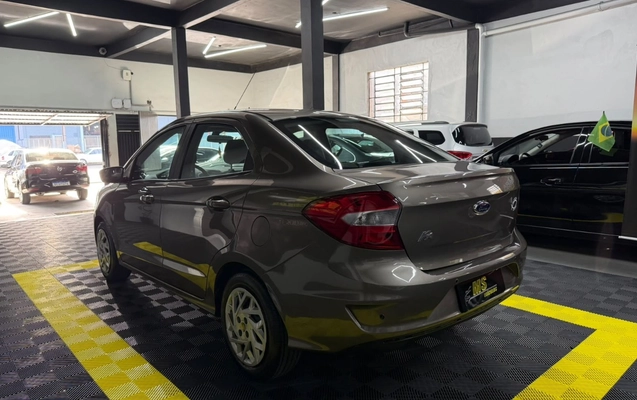 imagem-https://www.socarrao.com.br/sc-vehicle-images-prod/4278090/1791202365387-V2hhdHNBcHAgSW1hZ2UgMjAyNi0xMC0wNSBhdCAwOC41OS4zNi5qcGVn.jpeg