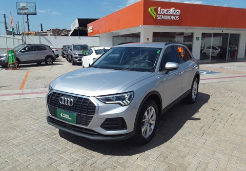 Audi Q3 2024 Prata — foto 1 de 3