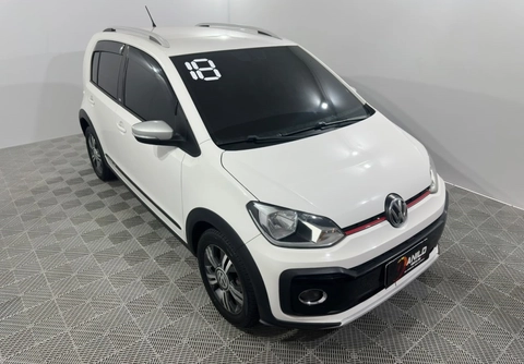 Volkswagen Up! 2018 Branco — foto 1 de 3