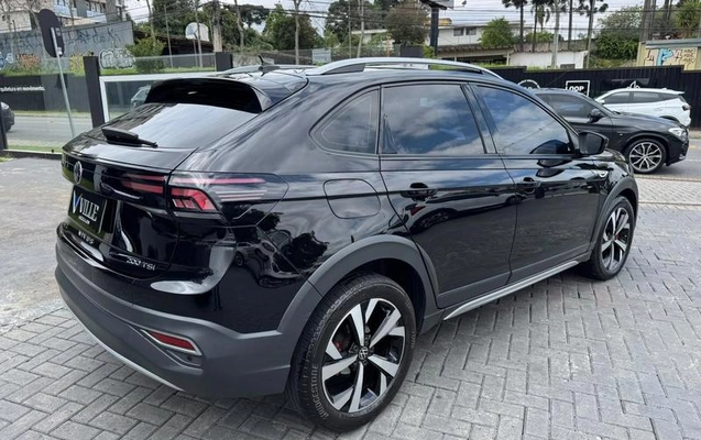 imagem-https://www.socarrao.com.br/sc-vehicle-images-prod/4278271/1791205075173-8540621_1_B_29f49002a0.jpeg