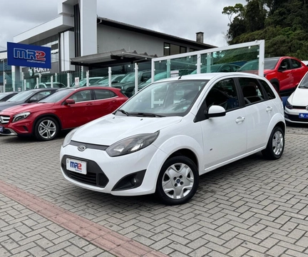 Ford Fiesta Sed. 1.6 8V Flex 4p 2014 Branco — foto 1 de 3