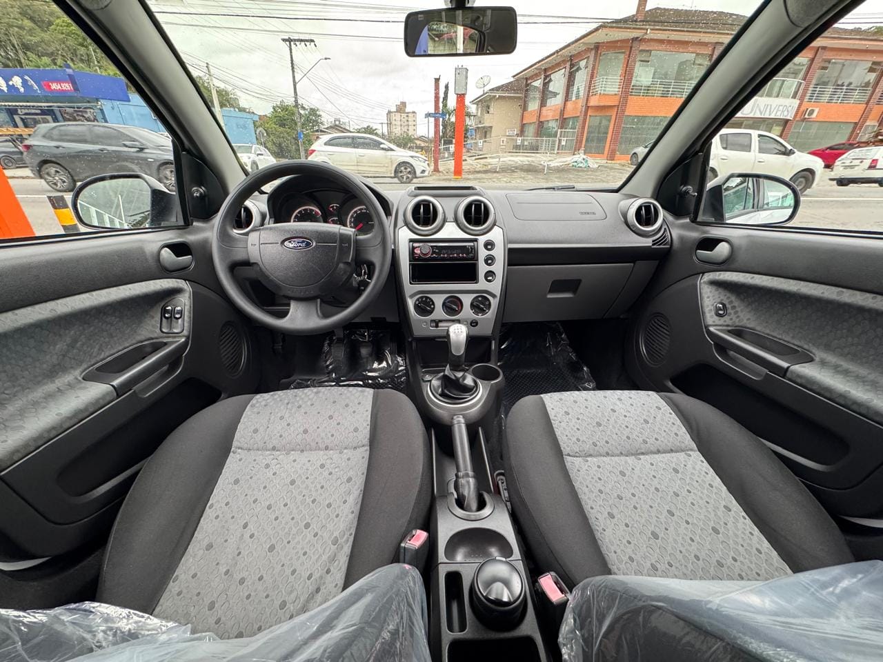 imagem-https://www.socarrao.com.br/sc-vehicle-images-prod/42783/1769988768460-7042616OR_1762451806_84_400.jpg