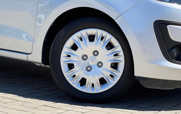 imagem-https://www.socarrao.com.br/sc-vehicle-images-prod/42784/1769988768666-7046664OR_1762609163_46_940.jpg