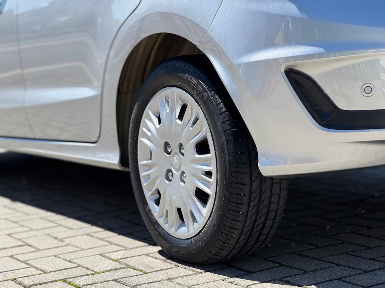 imagem-https://www.socarrao.com.br/sc-vehicle-images-prod/42784/1769988768666-7046664OR_1762609164_24_650.jpg