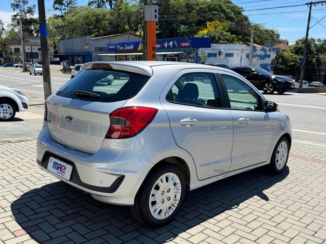 imagem-https://www.socarrao.com.br/sc-vehicle-images-prod/42784/1769988768666-7046664OR_1762609165_3_640.jpg