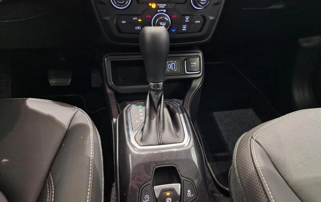imagem-https://www.socarrao.com.br/sc-vehicle-images-prod/4278565/1791223750034-8482935_6_B_64f7536d3f.jpeg