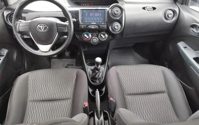 imagem-https://www.socarrao.com.br/sc-vehicle-images-prod/4278571/1791980896708-8477407_7_B_4bfe11bb25.jpeg
