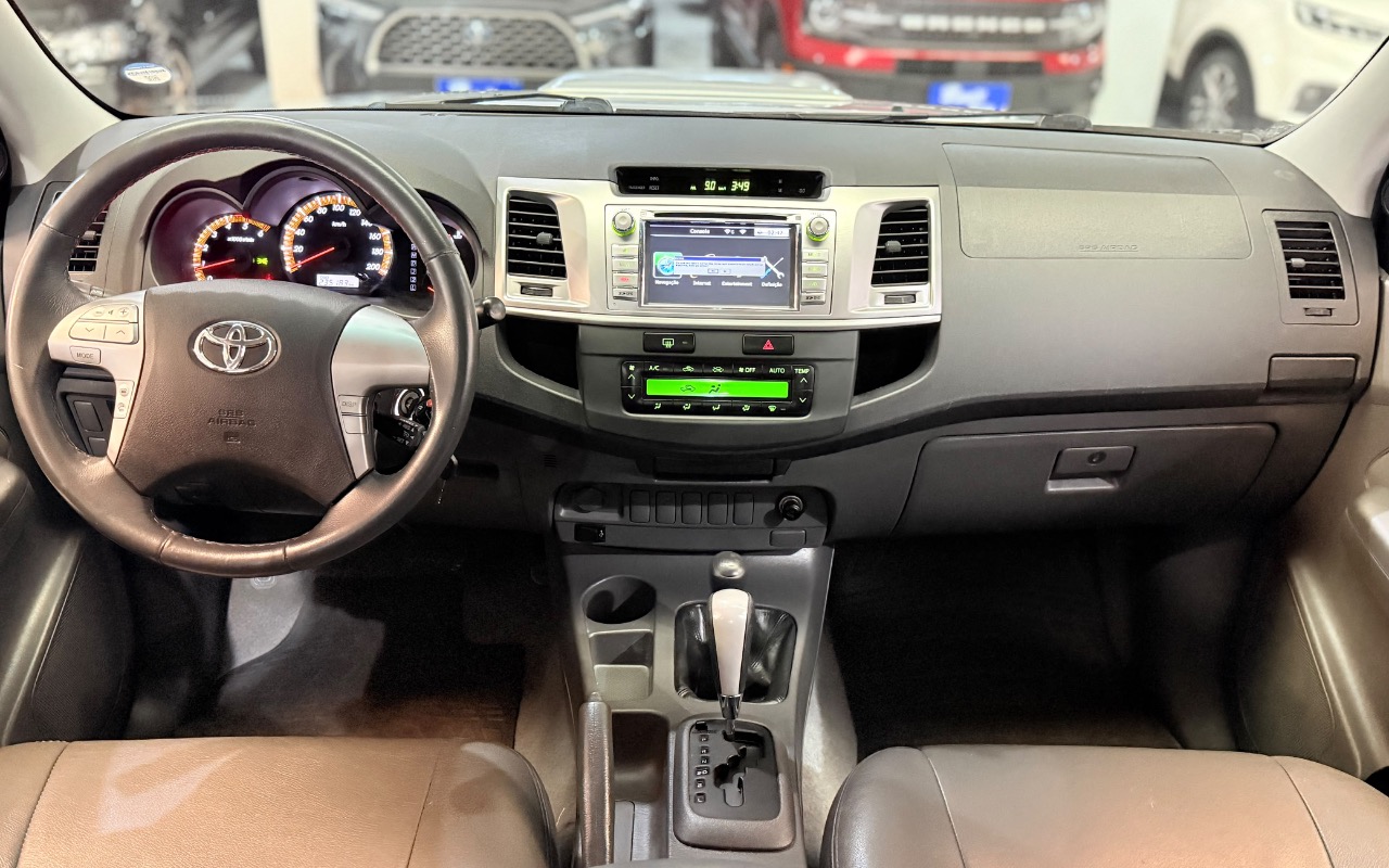 imagem-https://www.socarrao.com.br/sc-vehicle-images-prod/4278676/1791205137538-MjIzMDVkYWUtZTYyZC00MjEyLTgwYzYtMTc5MjM3NjM4N2RkLmpwZWc.jpeg