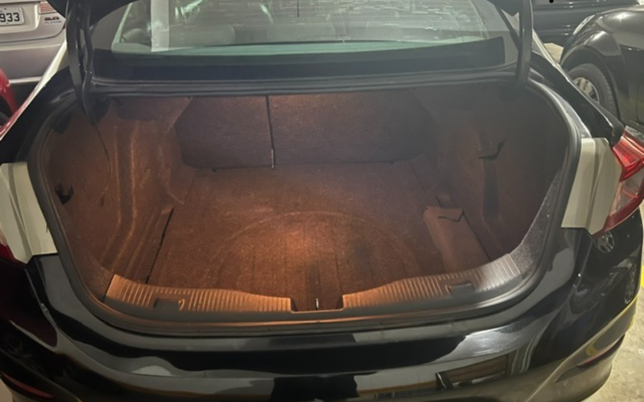 imagem-https://www.socarrao.com.br/sc-vehicle-images-prod/4278680/1791294956728-aW1hZ2UwLmpwZWc.jpeg