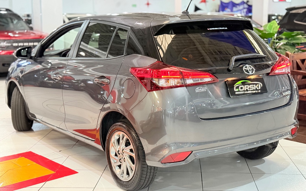 imagem-https://www.socarrao.com.br/sc-vehicle-images-prod/4278711/1791205393429-MWNlOTZkMTItZWZmNS00OWEyLThmYTktZjVlODgxNDRkNmEzLmpwZWc.jpeg