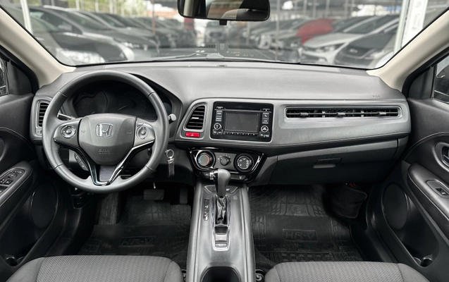 imagem-https://www.socarrao.com.br/sc-vehicle-images-prod/4278863/1791206350866-003_8c215194f7a8a0988029ea1baa9515bb.jpg