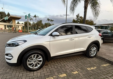 Hyundai Tucson 2022 Branco — foto 1 de 3