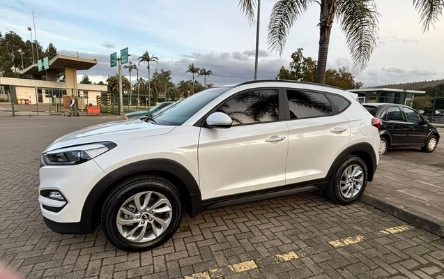imagem-https://www.socarrao.com.br/sc-vehicle-images-prod/4278864/1791207566379-V2hhdHNBcHAgSW1hZ2UgMjAyNi0wOS0yMiBhdCAwOS40OS4wMi5qcGVn.jpeg