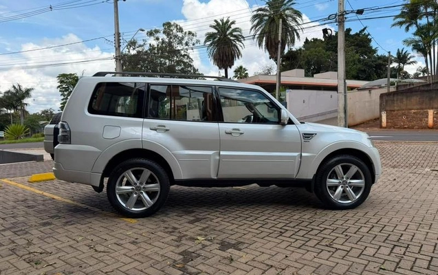 imagem-https://www.socarrao.com.br/sc-vehicle-images-prod/4278894/1791206607010-8519035_10_B_d1c0043690.jpeg