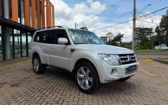 imagem-https://www.socarrao.com.br/sc-vehicle-images-prod/4278894/1792410909162-8519035_9_B_76011c8627.jpeg