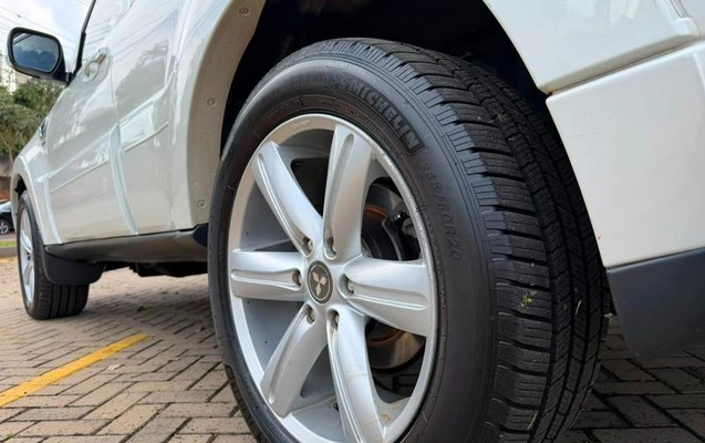 imagem-https://www.socarrao.com.br/sc-vehicle-images-prod/4278894/1792410909176-8519035_5_B_31598fc9bb.jpeg