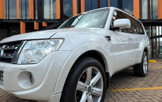 imagem-https://www.socarrao.com.br/sc-vehicle-images-prod/4278894/1792410909179-8519035_5_B_44f7bb6c0f.jpeg