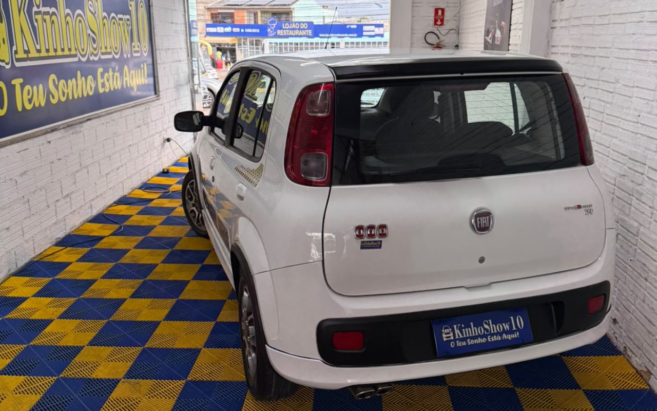 imagem-https://www.socarrao.com.br/sc-vehicle-images-prod/4278936/1791206768925-V2hhdHNBcHAgSW1hZ2UgMjAyNi0wOS0zMCBhdCAxOC4wOS4xMiAoMSkuanBlZw.jpeg
