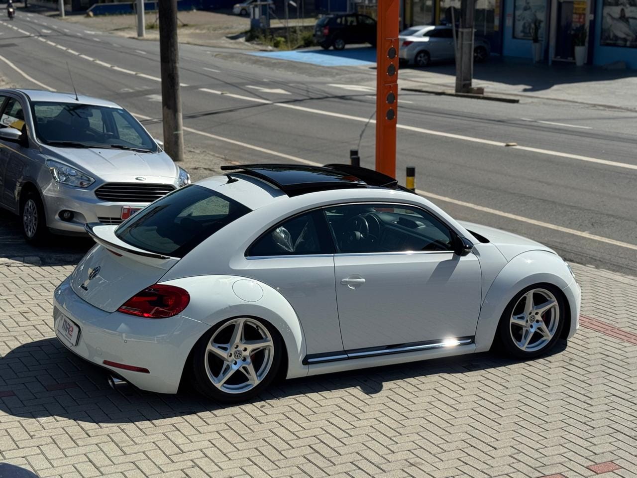 imagem-https://www.socarrao.com.br/sc-vehicle-images-prod/42790/1769988770034-7096899OR_1764431101_26_200.jpg