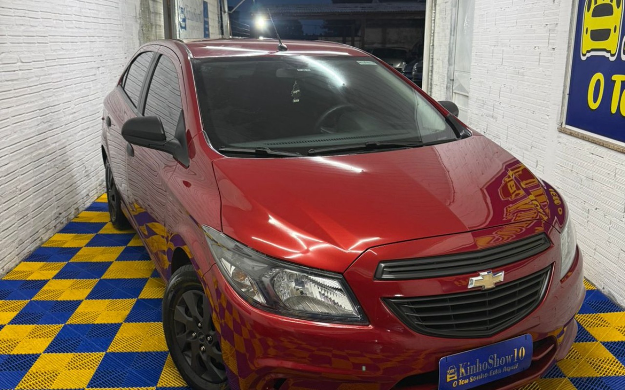Chevrolet Onix 2019 Vermelho — foto 1 de 3
