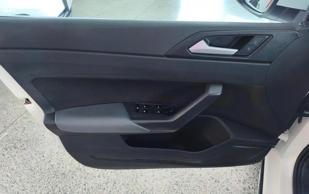 imagem-https://www.socarrao.com.br/sc-vehicle-images-prod/4279008/1791458349387-8542812_9_B_0d2b971c2e.jpeg