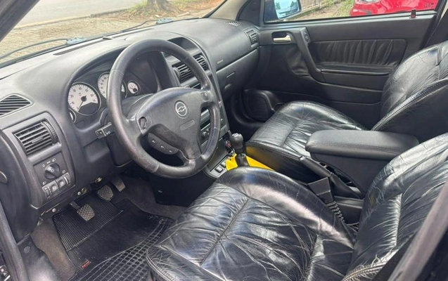 imagem-https://www.socarrao.com.br/sc-vehicle-images-prod/4279014/1791207318536-8542814_4_B_7818480b90.jpeg
