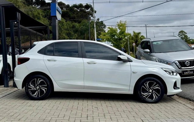 imagem-https://www.socarrao.com.br/sc-vehicle-images-prod/4279088/1791213505539-8542765_10_B_0a20ce66cd.jpeg
