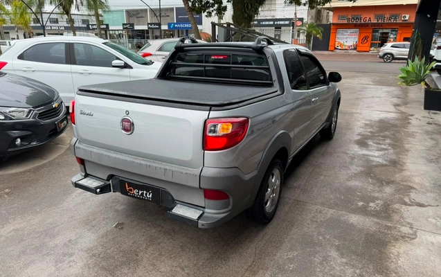 imagem-https://www.socarrao.com.br/sc-vehicle-images-prod/4279111/1791207802634-e58e74a2-b477-4bd2-86f9-f6033052f77b.jpg