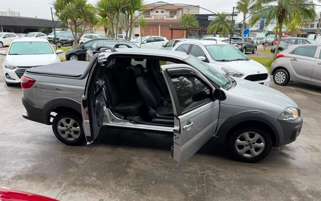 imagem-https://www.socarrao.com.br/sc-vehicle-images-prod/4279111/1791207802635-9fc69b8b-8e6f-4267-9b6d-592d786c9598.jpg