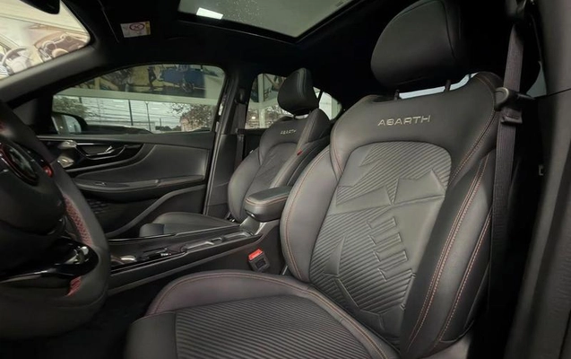 imagem-https://www.socarrao.com.br/sc-vehicle-images-prod/4279193/1791573725130-8542768_6_B_94e9931780.jpeg
