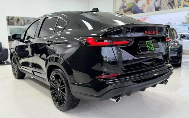 imagem-https://www.socarrao.com.br/sc-vehicle-images-prod/4279193/1791573725139-8542768_0_B_c9fb868421.jpeg